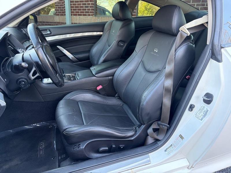 Infiniti G Coupe  2013