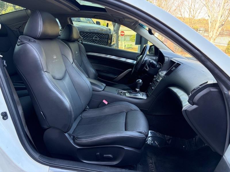 Infiniti G Coupe  2013