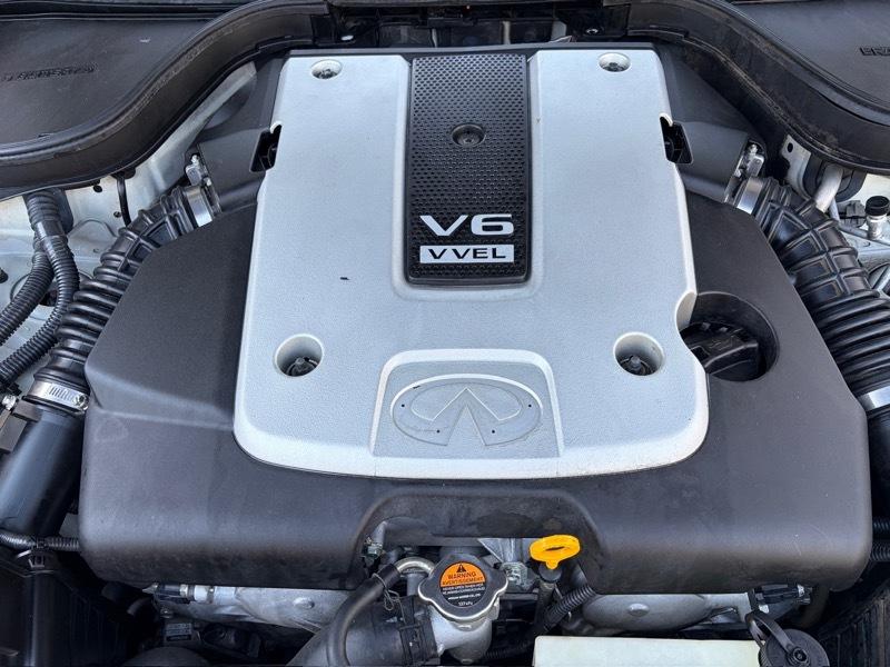 Infiniti G Coupe  2013