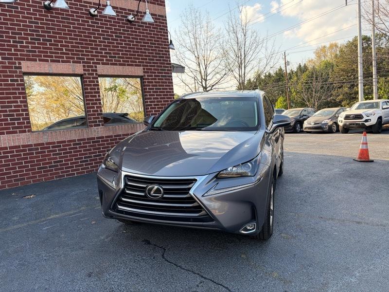 Lexus NX 200t FWD 2017