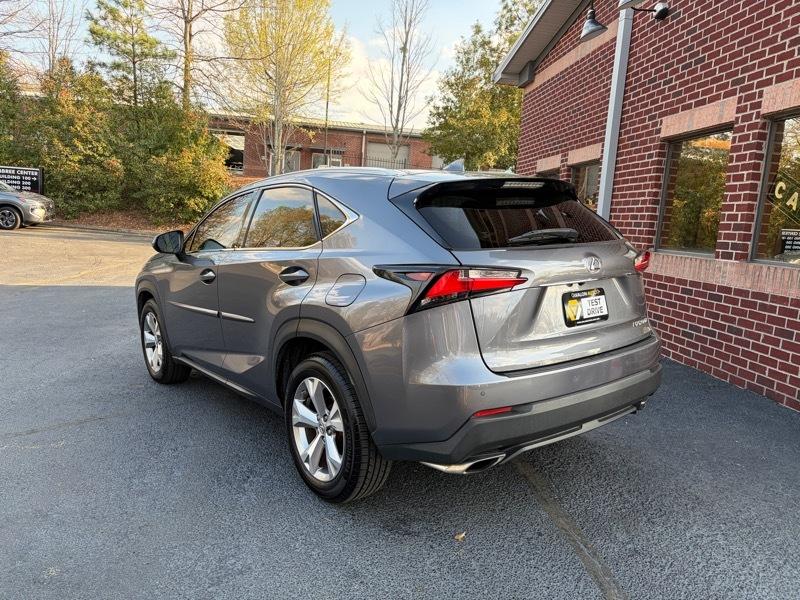 Lexus NX 200t FWD 2017