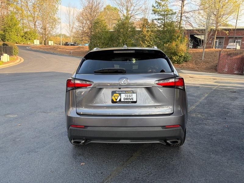 Lexus NX 200t FWD 2017