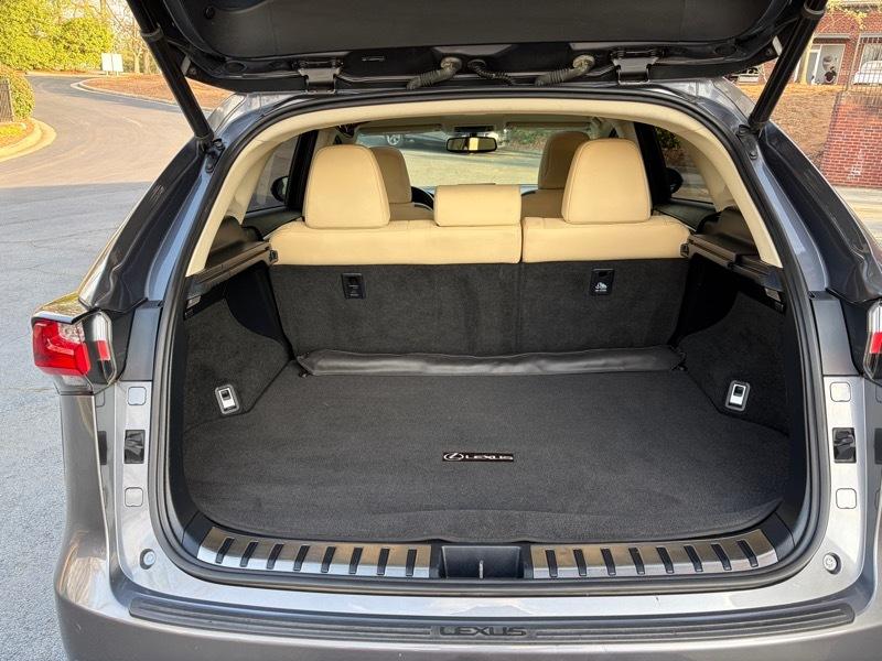 Lexus NX 200t FWD 2017