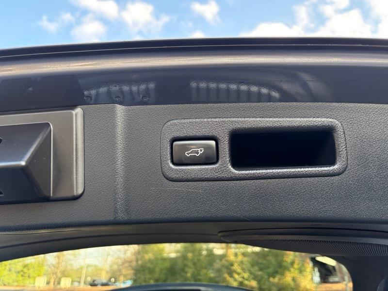 Lexus NX 200t FWD 2017