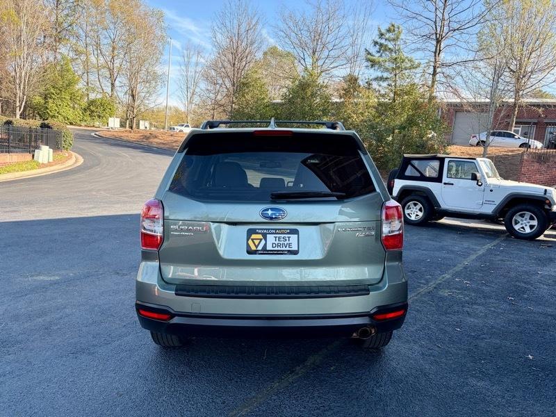 Subaru Forester 2.5i Limited 2016