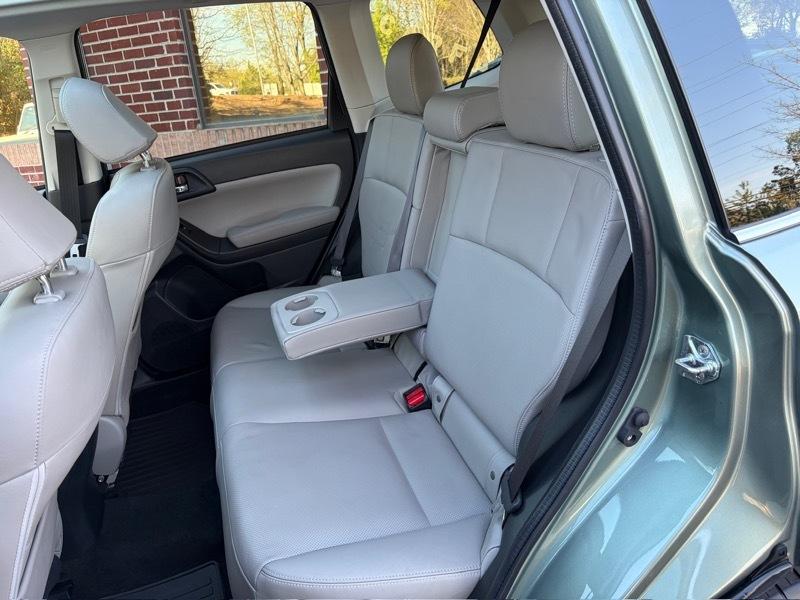 Subaru Forester 2.5i Limited 2016