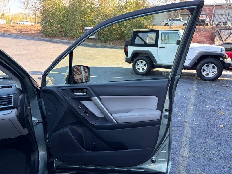 Subaru Forester 2.5i Limited 2016