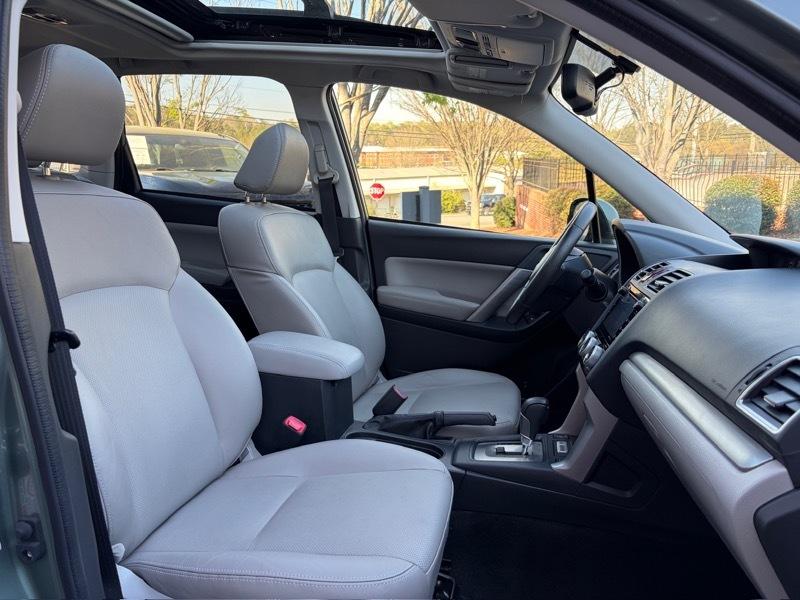 Subaru Forester 2.5i Limited 2016