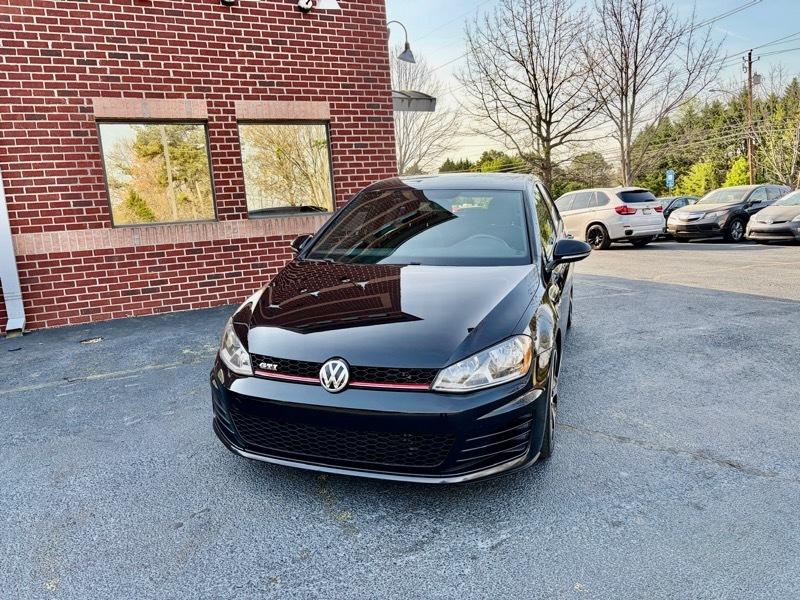Volkswagen Golf GTI S 6M 4-Door 2017