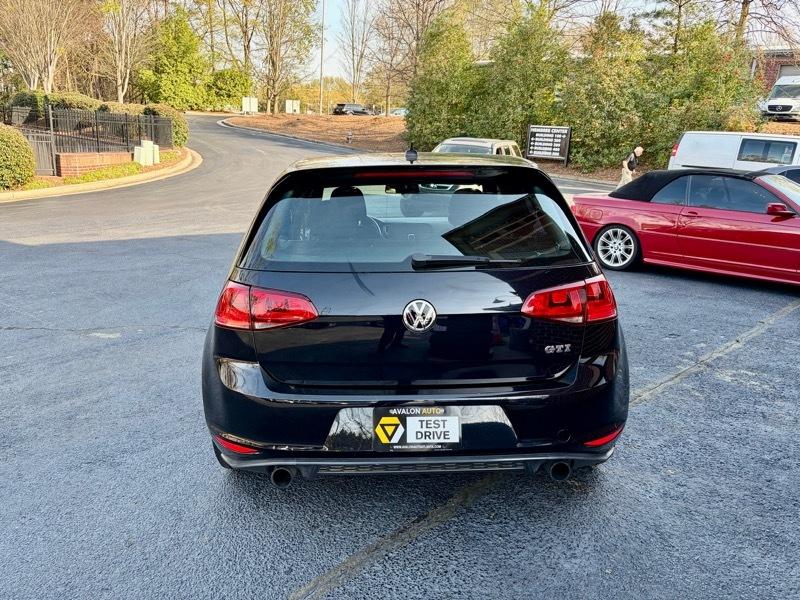 Volkswagen Golf GTI S 6M 4-Door 2017