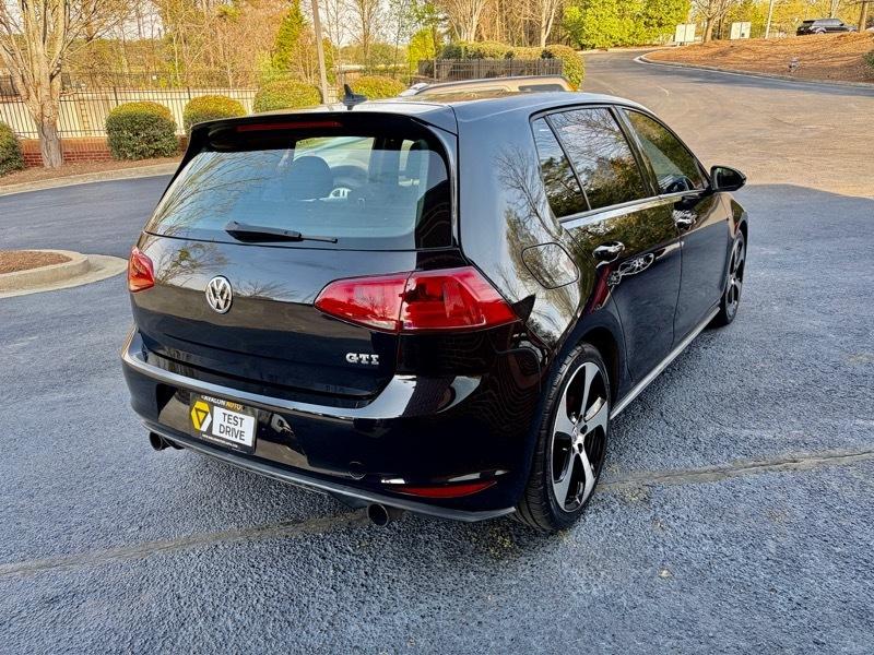 Volkswagen Golf GTI S 6M 4-Door 2017