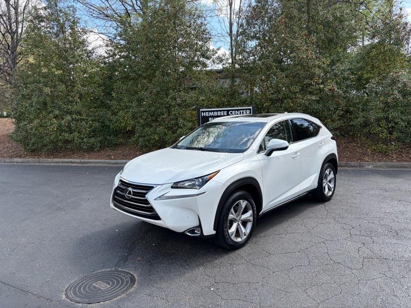 Lexus NX 200t FWD 2017