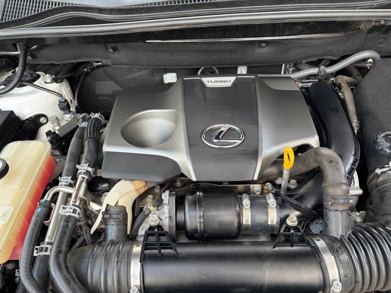 Lexus NX 200t FWD 2017