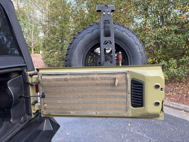 Jeep Wrangler Unlimited Sahara 4WD 2013