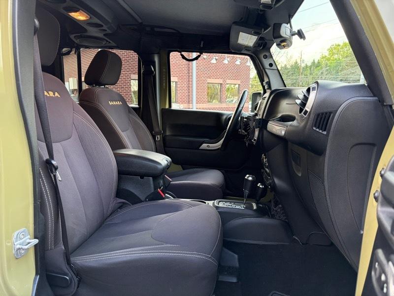 Jeep Wrangler Unlimited Sahara 4WD 2013