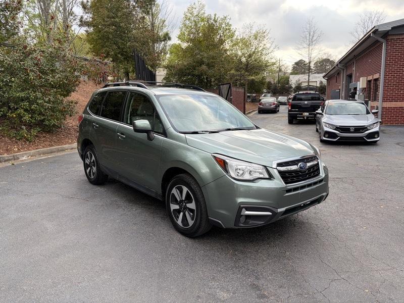 Subaru Forester 2.5i Premium PZEV CVT 2017
