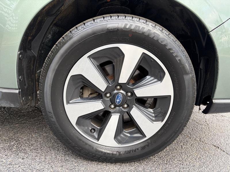 Subaru Forester 2.5i Premium PZEV CVT 2017