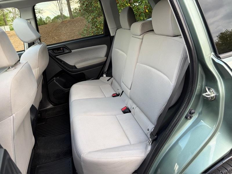 Subaru Forester 2.5i Premium PZEV CVT 2017