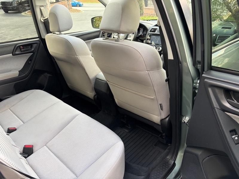 Subaru Forester 2.5i Premium PZEV CVT 2017