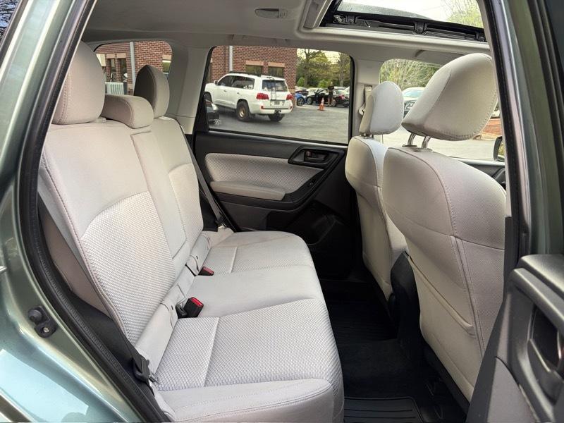 Subaru Forester 2.5i Premium PZEV CVT 2017