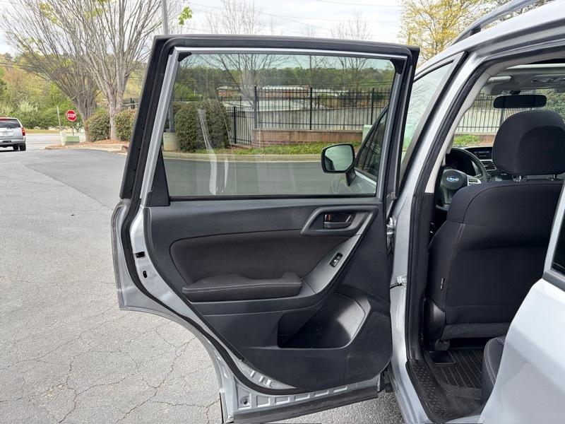 Subaru Forester 2.5i Premium 2015