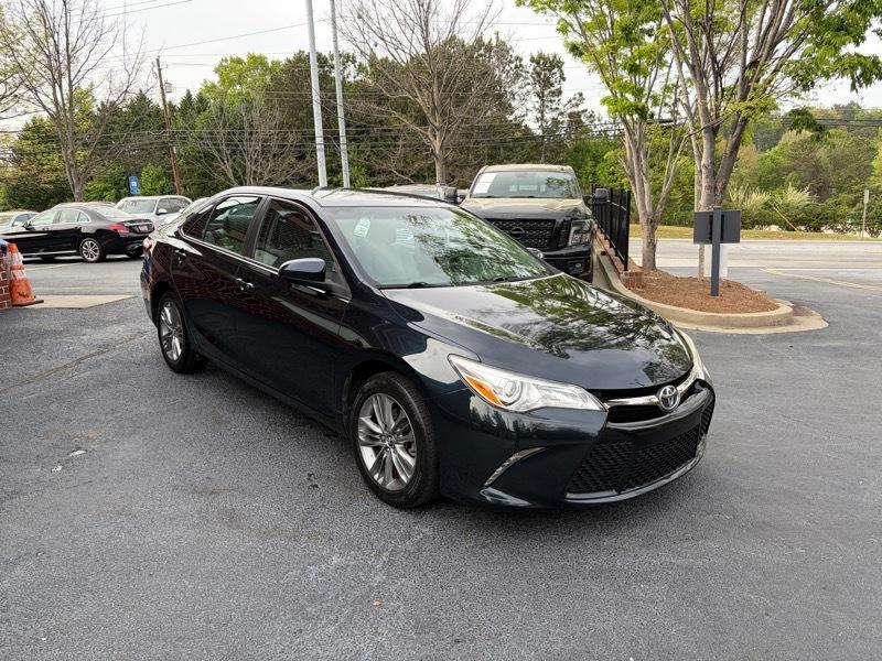 Toyota Camry SE 2016