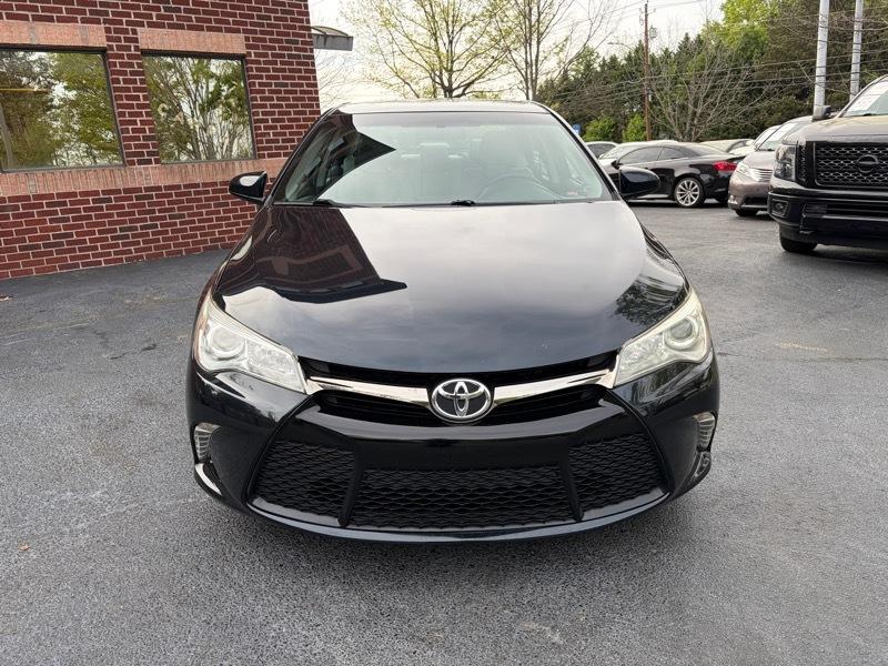 Toyota Camry SE 2016