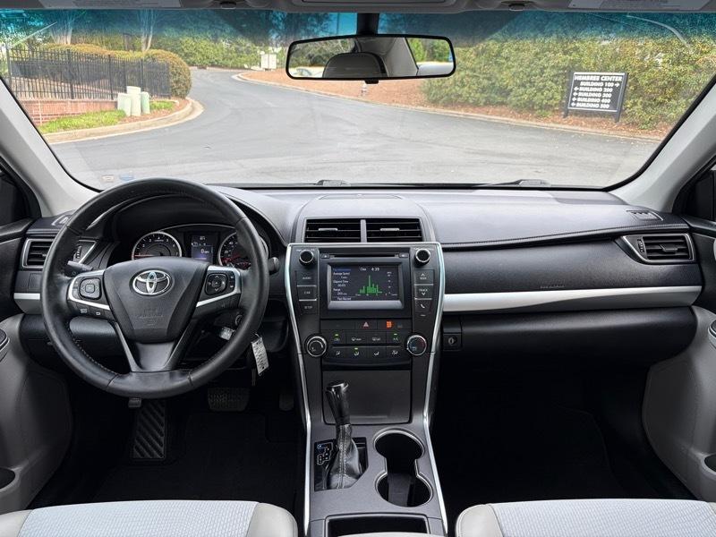 Toyota Camry SE 2016