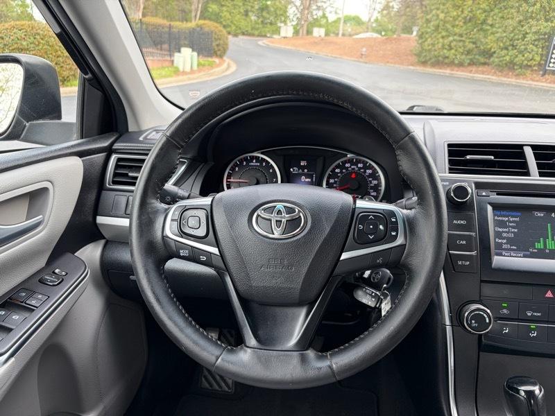 Toyota Camry SE 2016