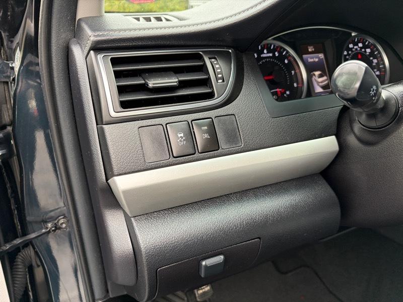 Toyota Camry SE 2016