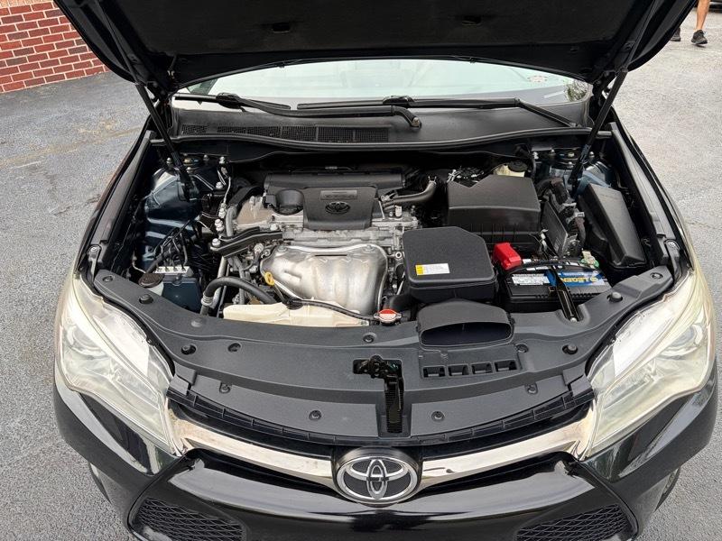 Toyota Camry SE 2016
