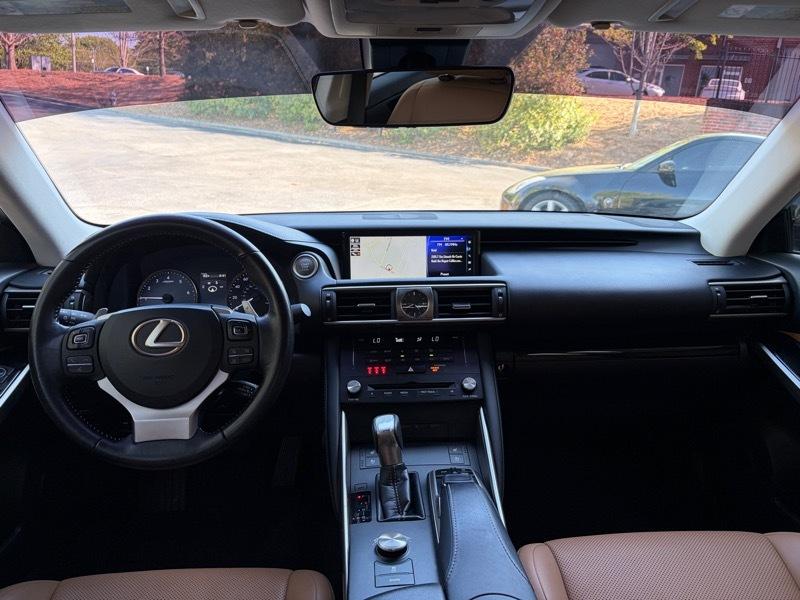 Lexus IS 300 AWD 2017