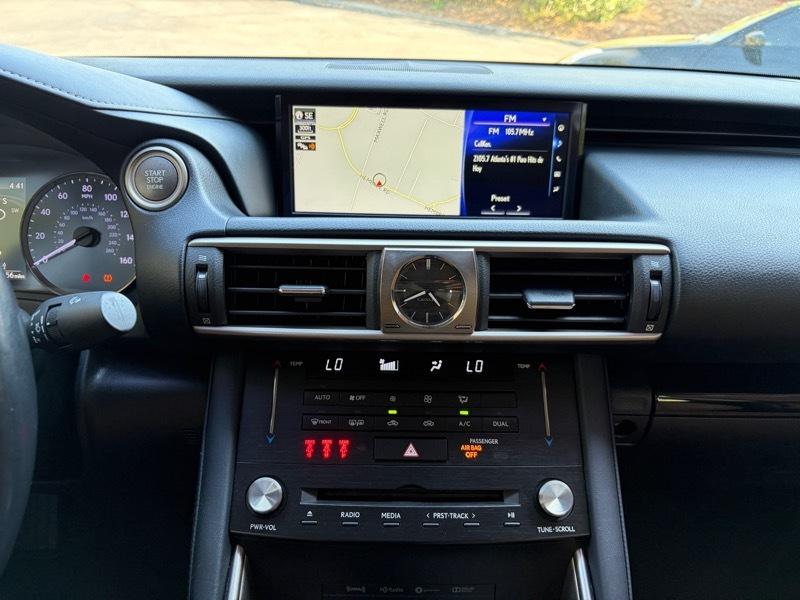 Lexus IS 300 AWD 2017