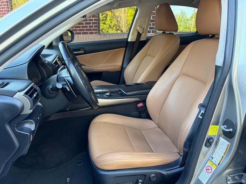 Lexus IS 300 AWD 2017