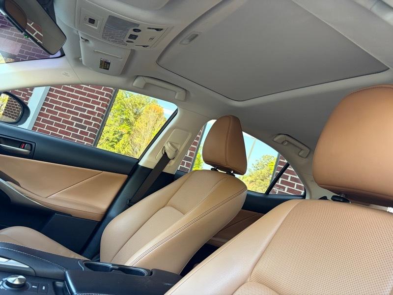 Lexus IS 300 AWD 2017