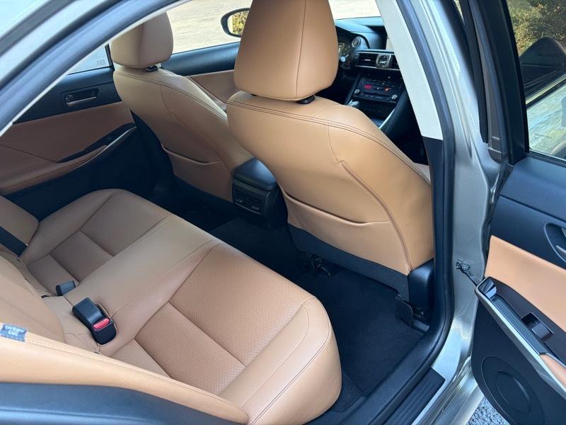 Lexus IS 300 AWD 2017