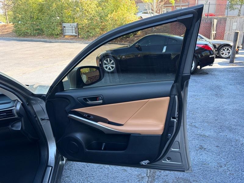 Lexus IS 300 AWD 2017