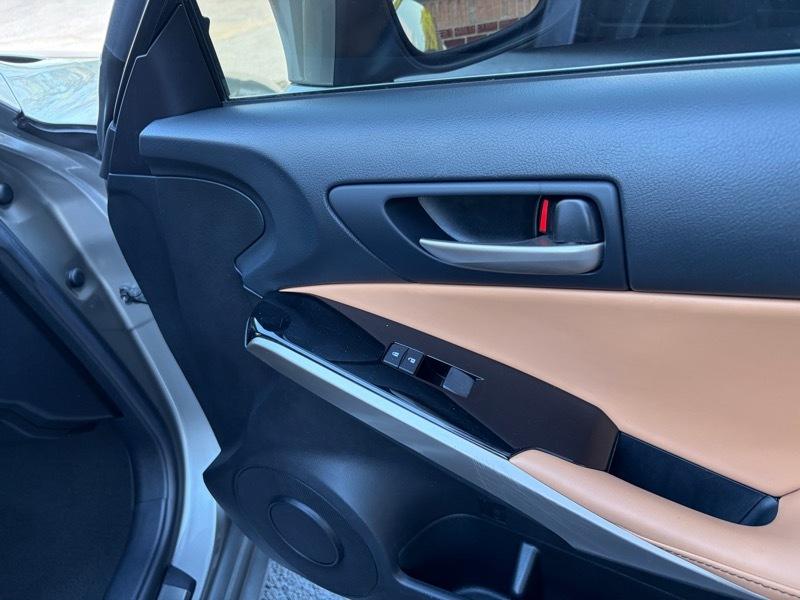 Lexus IS 300 AWD 2017