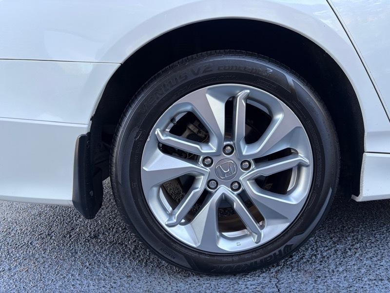 Honda Accord LX CVT 2019