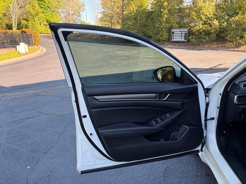 Honda Accord LX CVT 2019