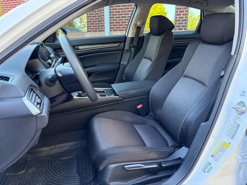 Honda Accord LX CVT 2019