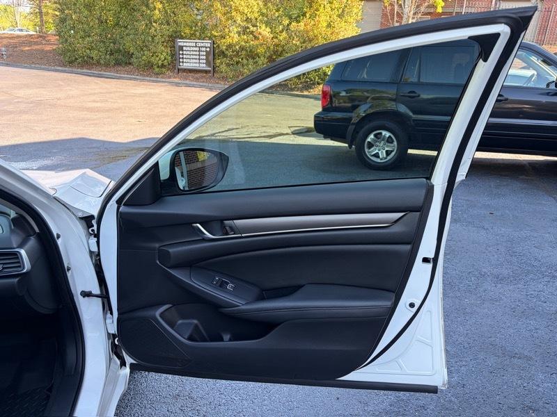 Honda Accord LX CVT 2019