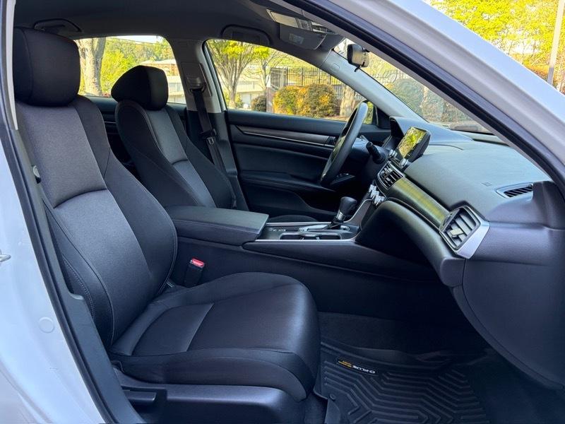 Honda Accord LX CVT 2019