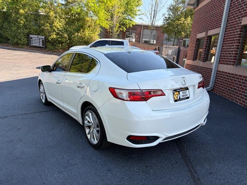 Acura ILX 8-Spd AT w/ Premium Package 2016