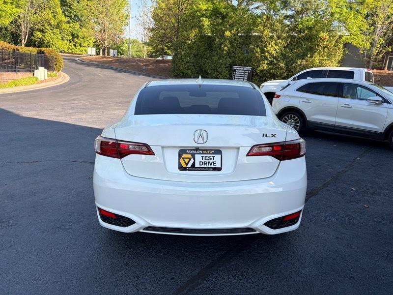 Acura ILX 8-Spd AT w/ Premium Package 2016