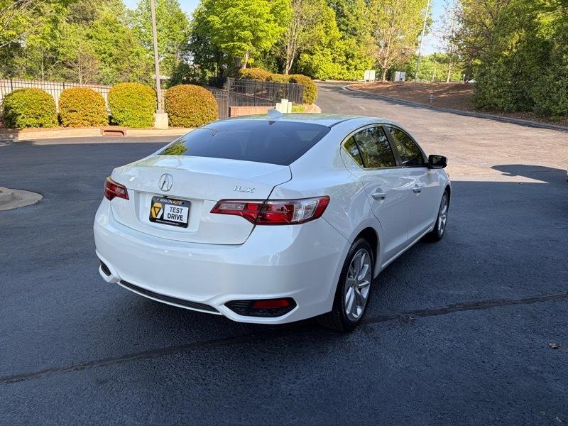 Acura ILX 8-Spd AT w/ Premium Package 2016