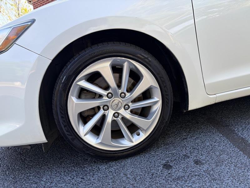 Acura ILX 8-Spd AT w/ Premium Package 2016