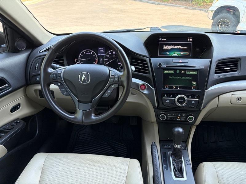 Acura ILX 8-Spd AT w/ Premium Package 2016