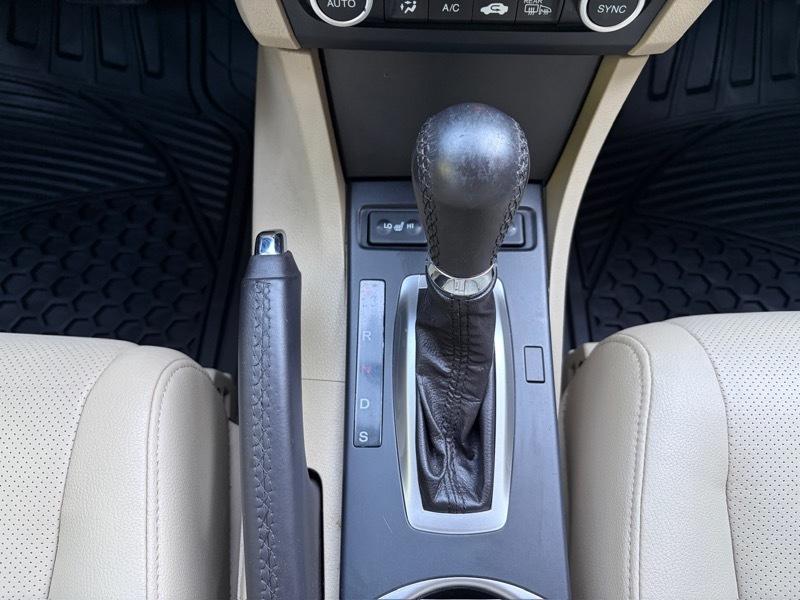 Acura ILX 8-Spd AT w/ Premium Package 2016