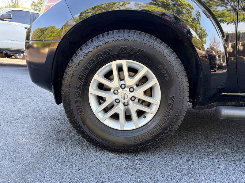 Nissan Frontier  2015